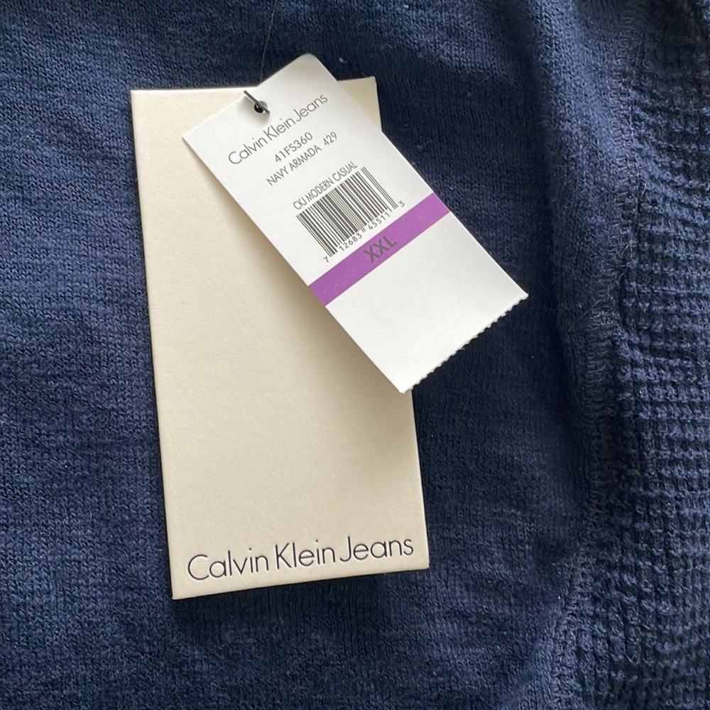 New with tags Calvin Klein Jeans sweater - Picture 4 of 6